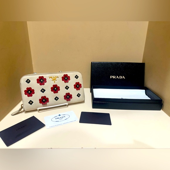 Prada White and Red Floral Saffiano Zippy Wallet - Picture 1 of 15